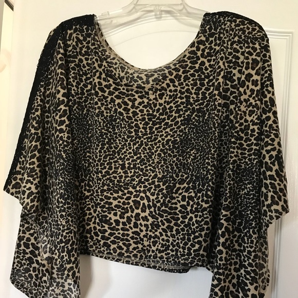 Shirt - Picture 3 of 4